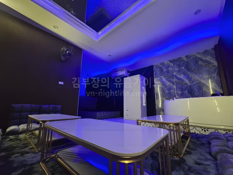 하노이 디살롱 룸 내부