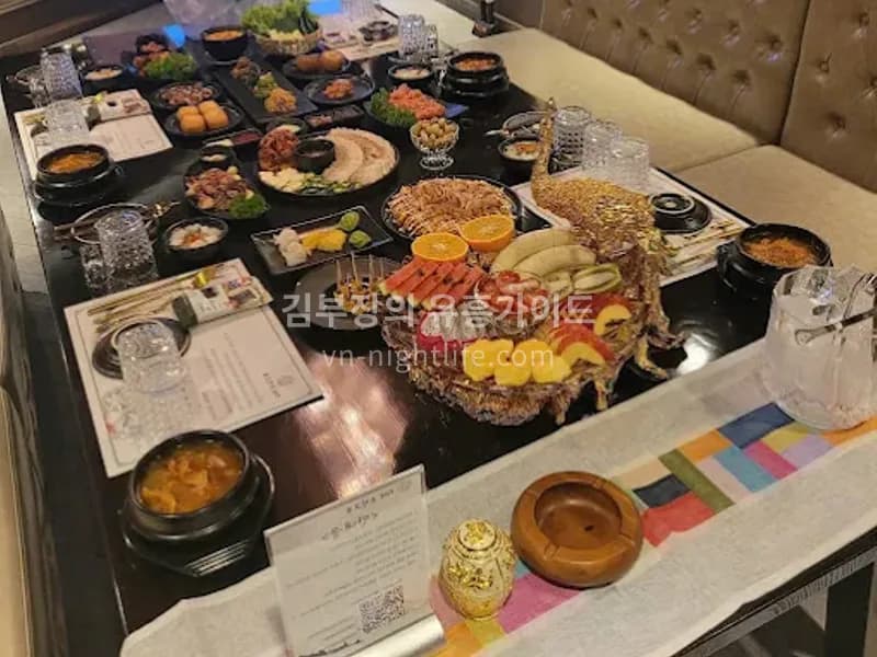 호치민 더조선 착석식당 세트 상차림