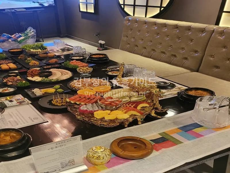호치민 더조선 2호점 한식 상차림