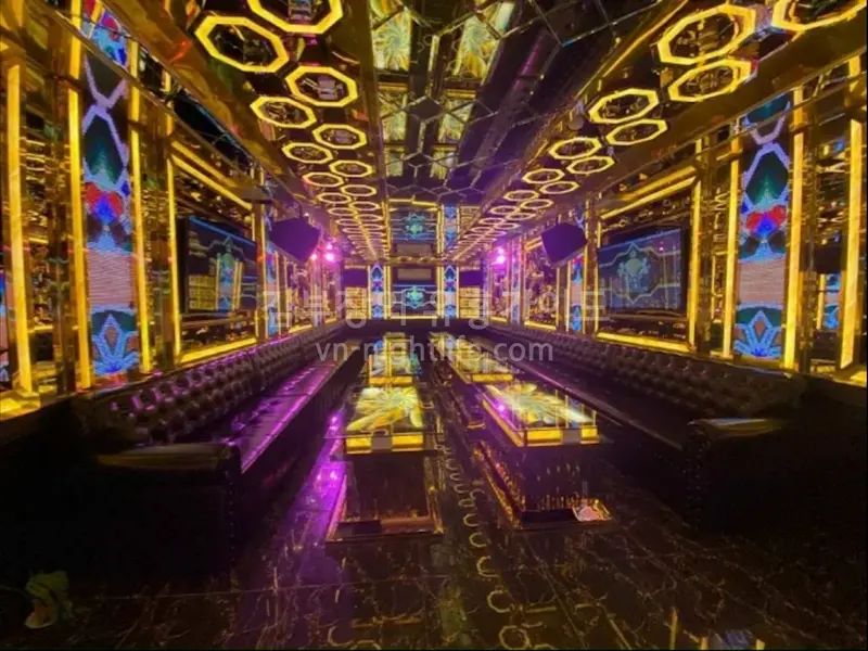 21 Luxury Karaoke — karaoke